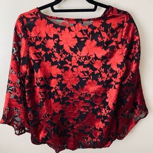 ROZ&ALI Floral Appliqué Red and Black Velvet 3/4 Bell sleeve XSmall  Tunic Top